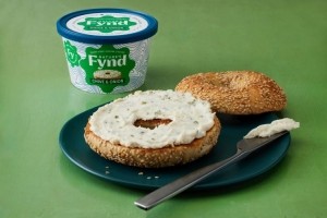 Nature's Fynd_Dairy-Free Chive & Onion Cream Cheese