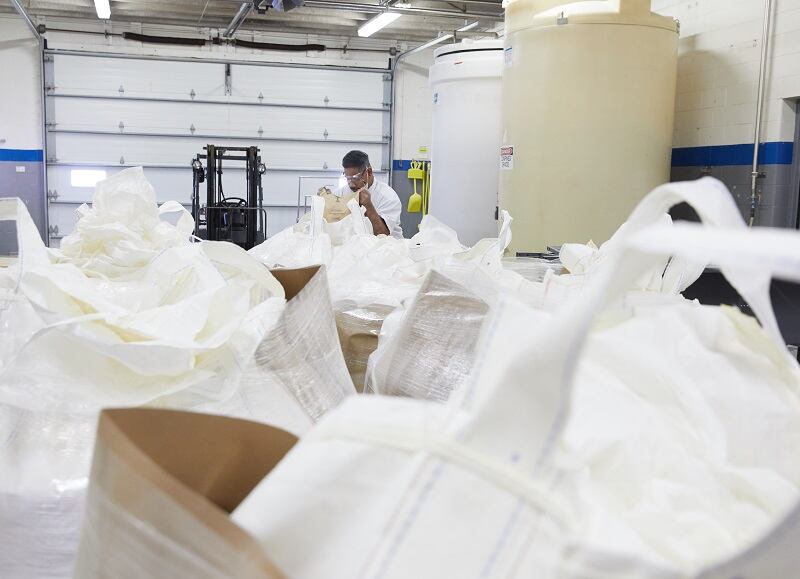 Bags-of-mung-bean-flour.jpg