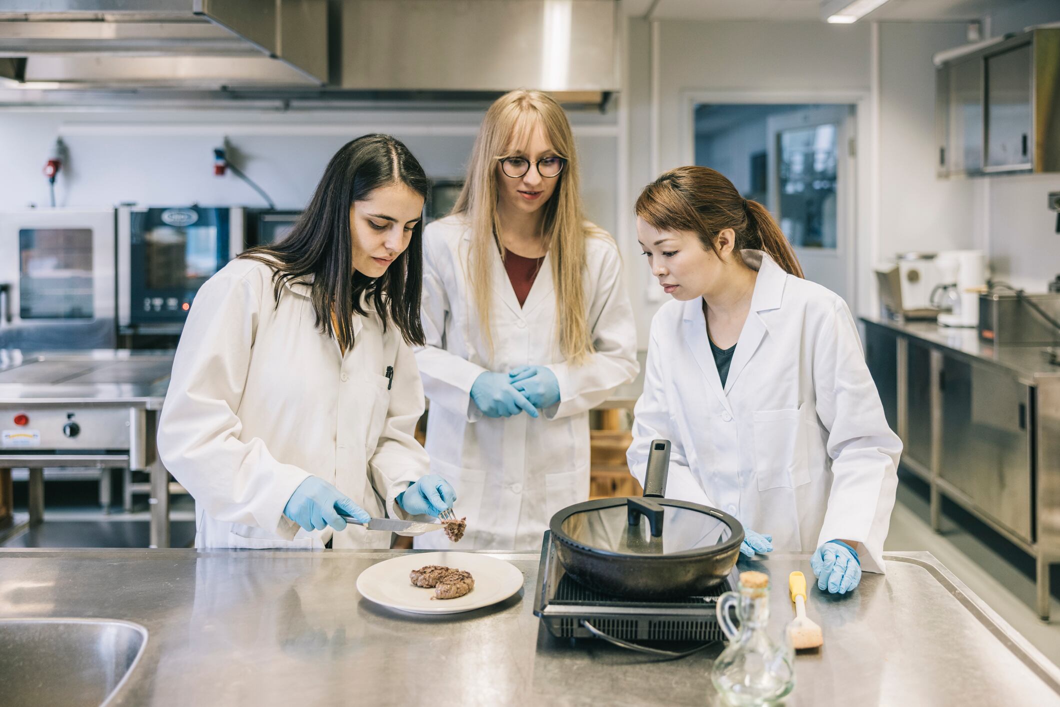 IFT-survey-Food-science-technology-salaries-reach-20-year-high-but-gaps-persist.jpg