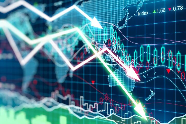 GNC in danger of being delisted from stock exchange as debt payment looms