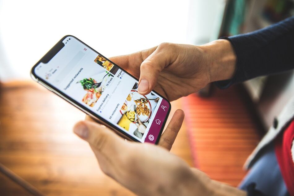 Brick Meets Click: US online grocery sales hit nearly $100bn in 2021 becoming a 'pickup-dominant market'