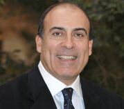 Muhtar-Kent-Coke.jpg