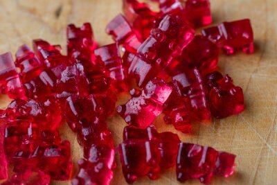 Red-Gummies_Amaize_close-up2-1.jpg