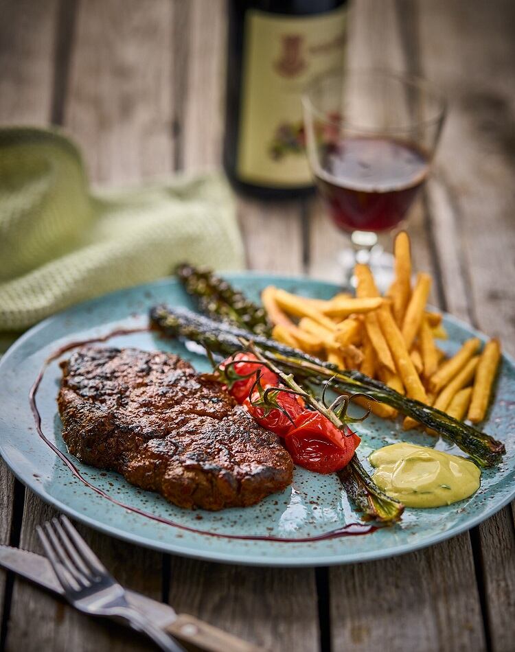 Nosh-steak-chips.jpg