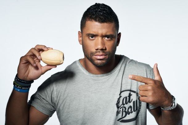 Russell-Wilson-Eat-the-Ball.jpg