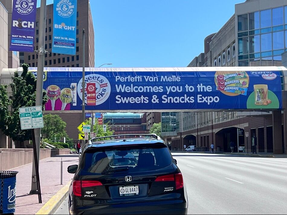 Chocolate-brands-cash-in-on-America-s-largest-candy-and-snack-trade-show.jpg