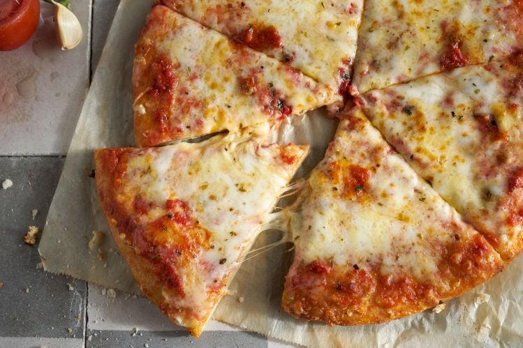 amys-four-cheese-pizza.jpg