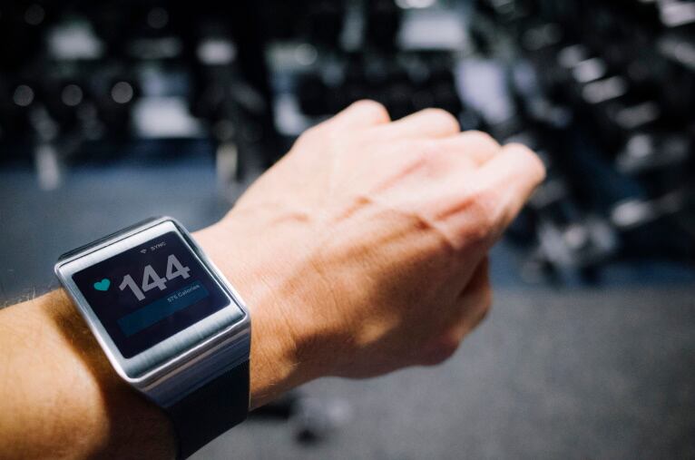 GettyImages-Guido-Mieth-smart-tech-watch-personalistation.jpg