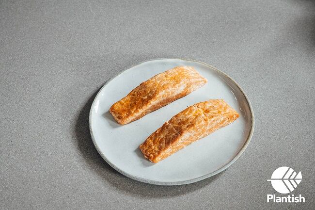 Plantish-on-plate.-Photo-credit-Noam-Preisman.jpg