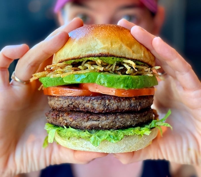 Impossible Foods plans ‘rapid rollout’ of Impossible Burger at Canadian restaurants and retailers