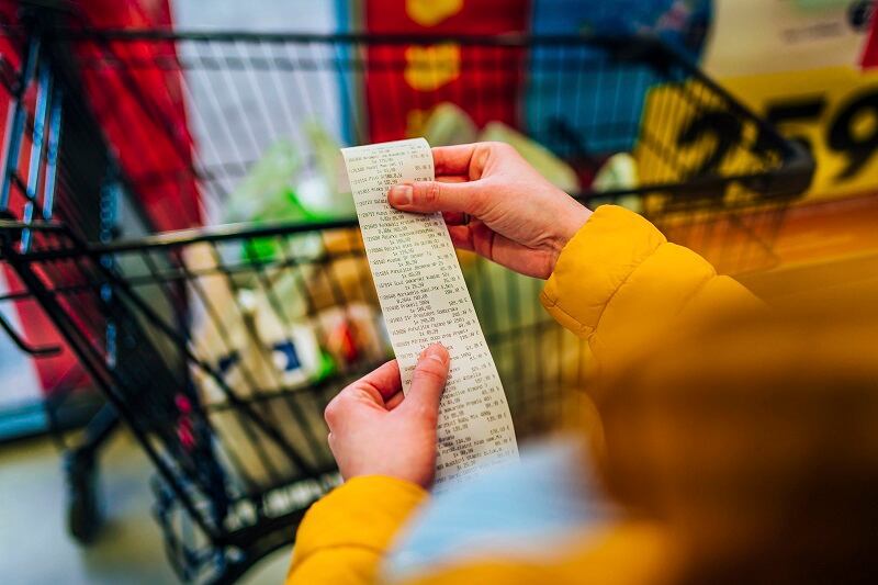 Supply chain challenges take center stage as consumer confidence falls, spending shifts