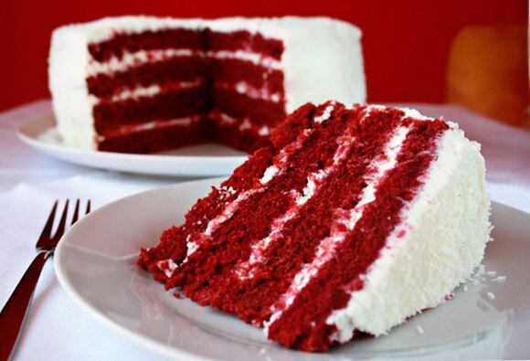 Red-velvet-cake.jpg