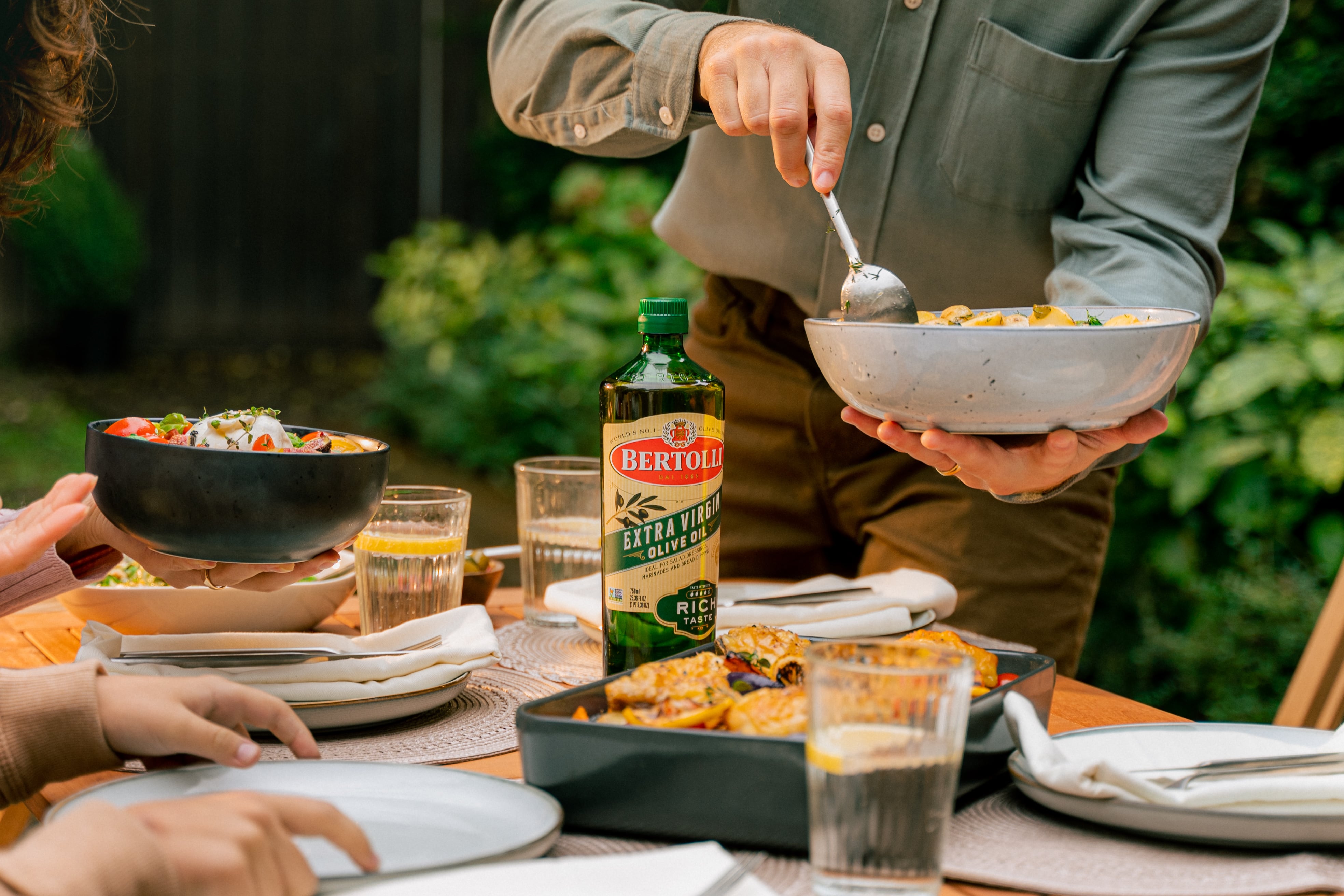 For Deoleo – a global olive oil company and parent to brands like Bertolli, Carapelli and Sasso – sustainability is less about perfection and more about responsibility.