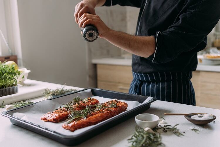 Keto-ribs-GettyImages-FreshSplash.jpg