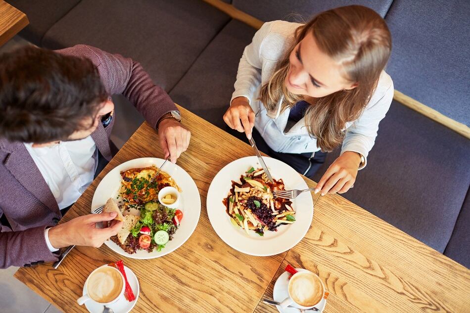 Study-Pushing-flavor-and-taste-more-effective-than-nutrition-claims-on-changing-eating-habits.jpg