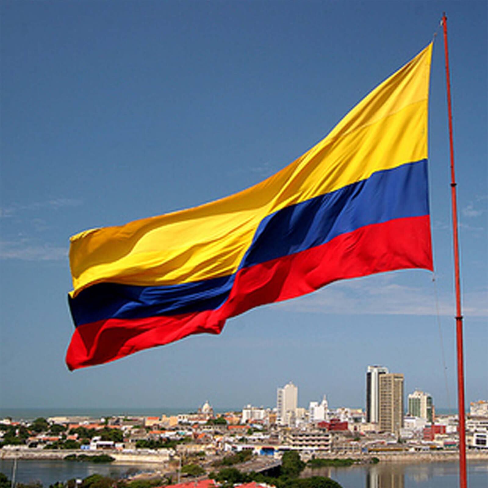 ColombiaFlagPhoto.jpg