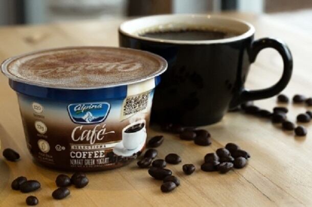 alpina-cafe-yogurt.jpg