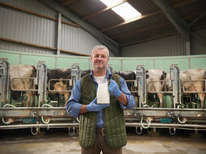 DAIRY PRIDE Act would wipe out FDA labeling guidance for plant-based milk alternatives