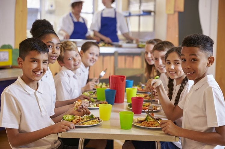 VIDEO: How easy is it to get kids to eat whole-grain-rich foods in schools?