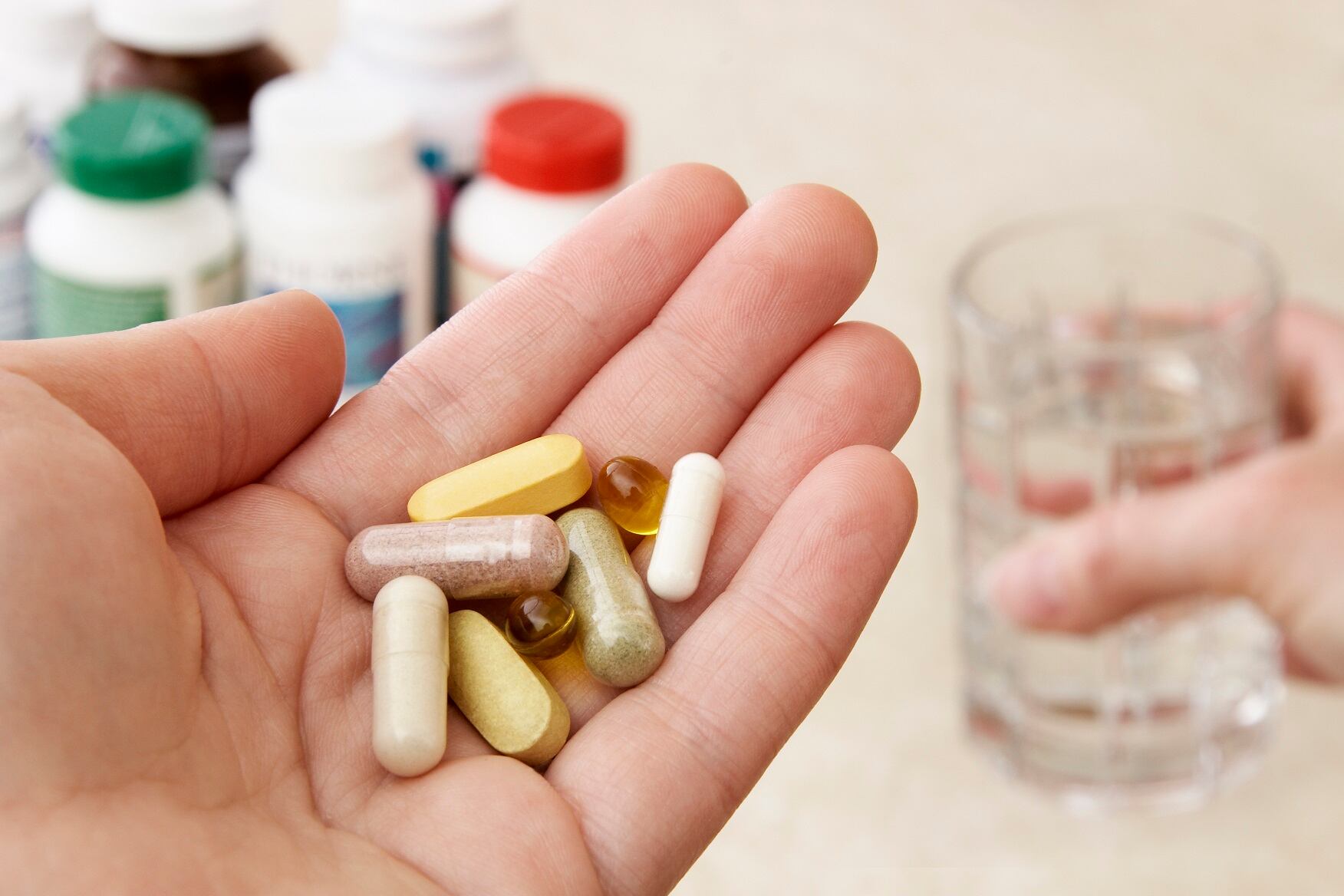 Sens.-Durbin-Blumenthal-express-concerns-over-proposed-changes-to-FDA-s-Supplement-Office.jpg