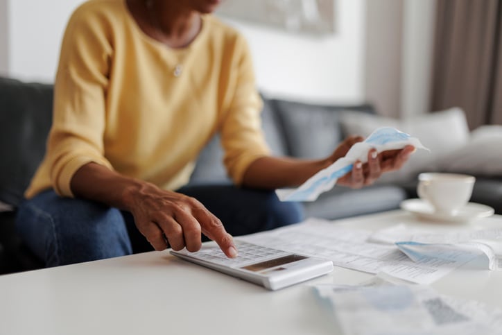 Grocery prices may be dropping, but consumers continue to hold back on volume