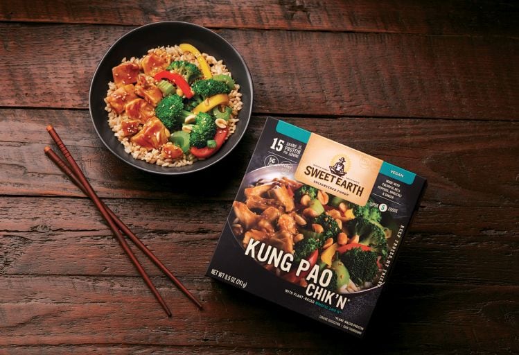 kung-pao-chikn-bowl-overhead-packaging_jj_01.jpg