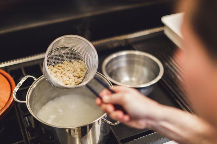 artesa-chickpea-flour-pasta.jpg