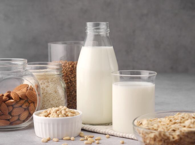 Innovations-in-plant-based-milk-embrace-clean-label-sustainability-enhanced-taste.jpg