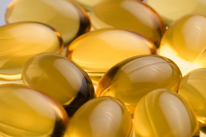 omega-3-fish-oil-iStock.com-nicalfc.jpg