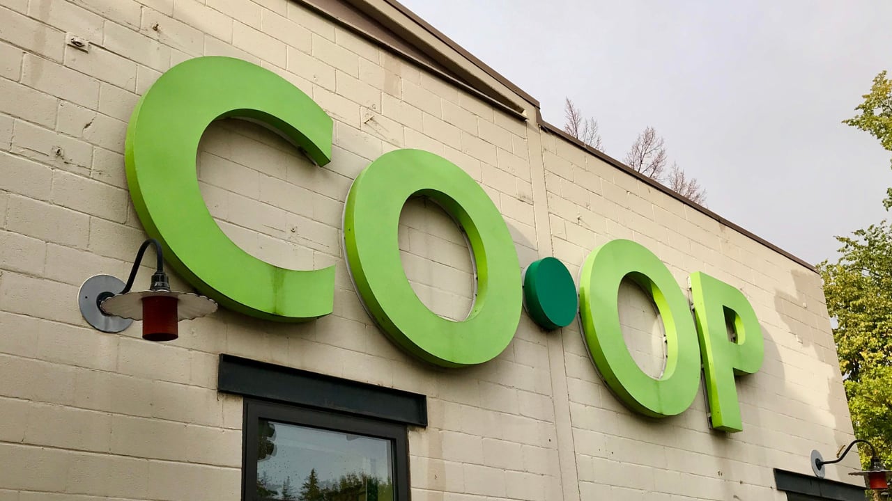 When it comes to trust in grocery, whether on products, ingredients, price or sustainability, co-ops typically dominate the market in conscientious consumption.