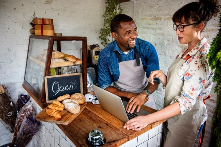 Additional-workforce-in-a-bakery-Rawpixel.jpg