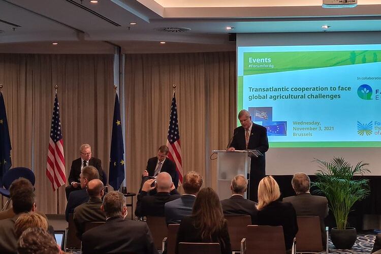 Transatlantic-Cooperatoion-to-Face-Global-Challenges-in-Brussells-pic-USDA.png