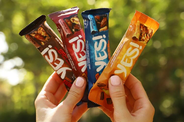 Ground-breaking-work-by-Nestle-research-produces-first-recyclable-paper-packaging-on-snack-bar.jpg