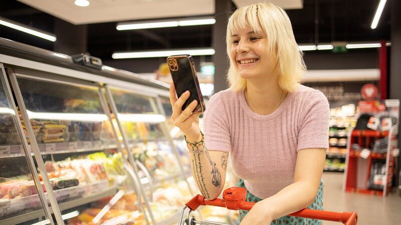 How to create omnichannel experiences for Gen Z: Do not forget the physical 