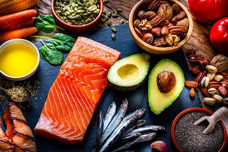 Healthy-fats-GettyImages-fcafotodigital.jpg