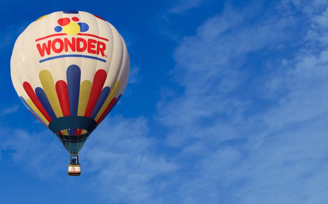 Wonder logo on hot air balloon
