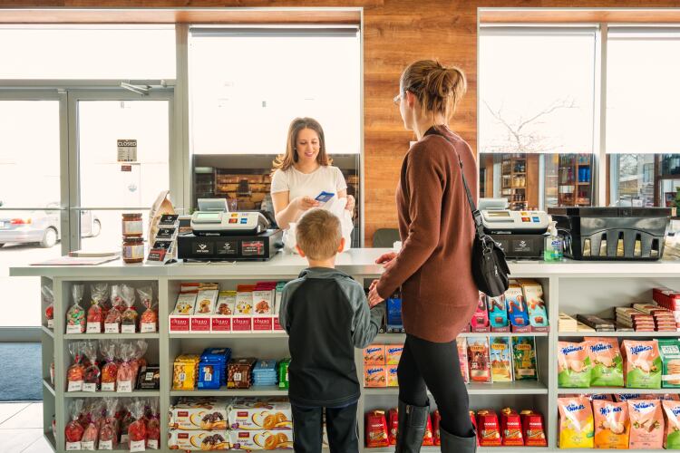 GettyImages-Benedek-supermarket-checkout-end-of-aisle.png