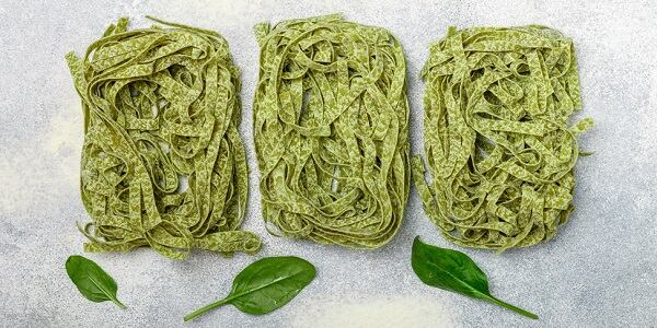 spinach-flour-for-pasta-verde.jpg