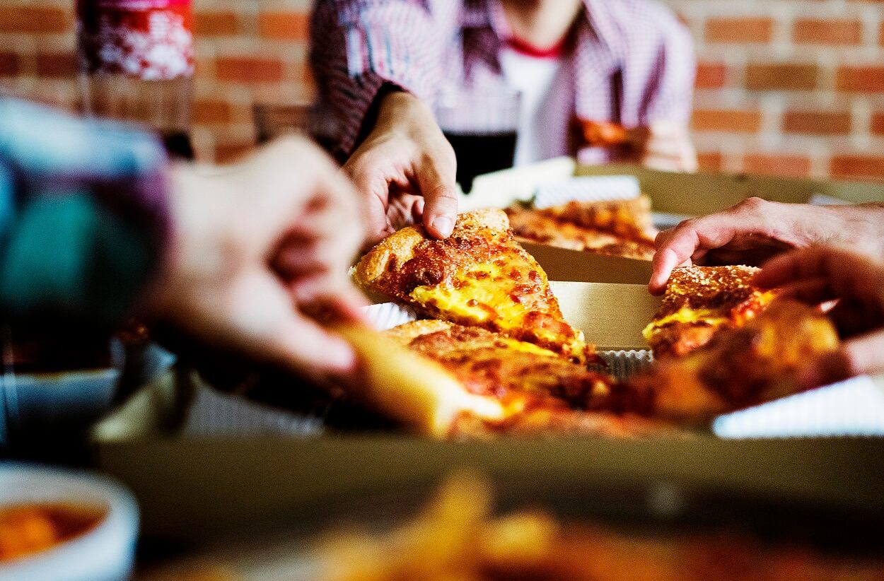 What-are-consumers-ordering-through-food-delivery-apps-GrubHub-shares-its-top-foods-from-2018.jpg