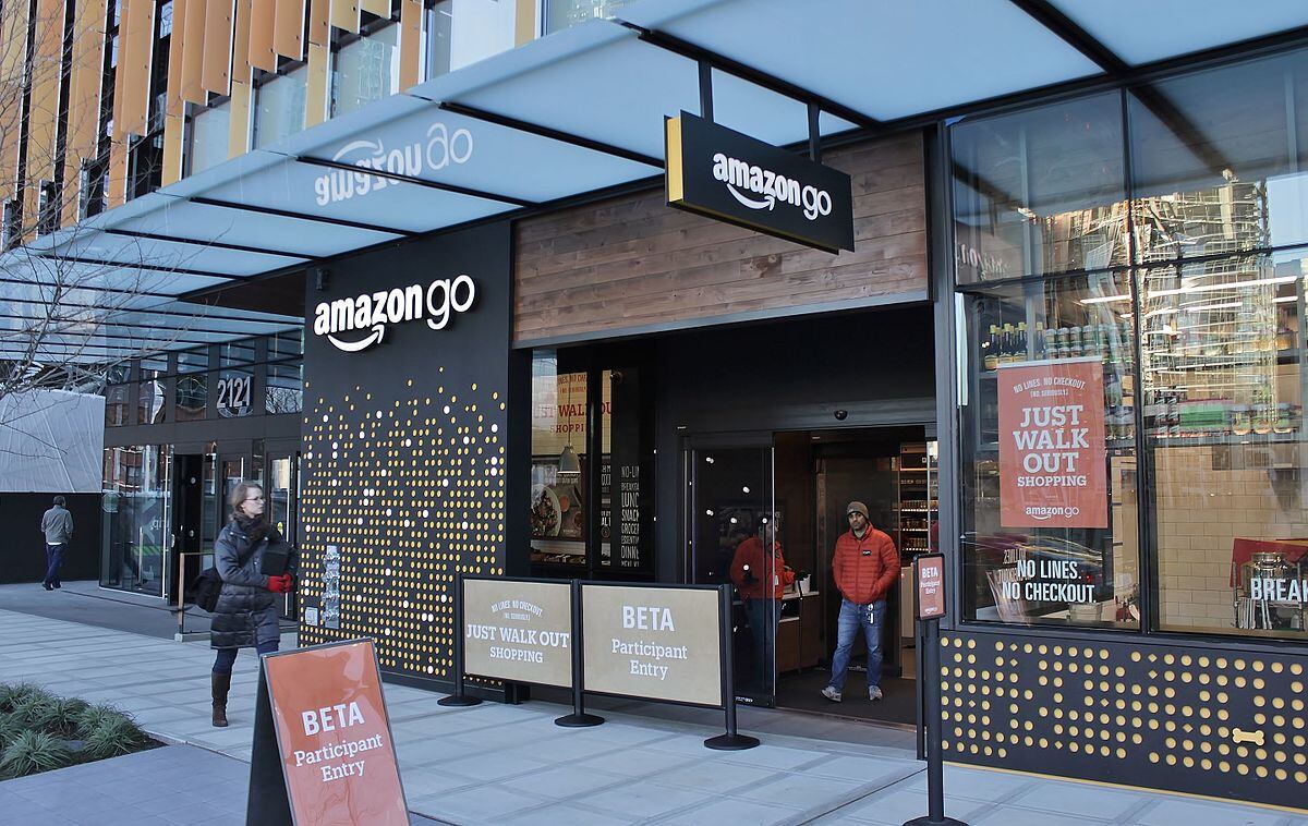 Amazon_Go_store.jpg