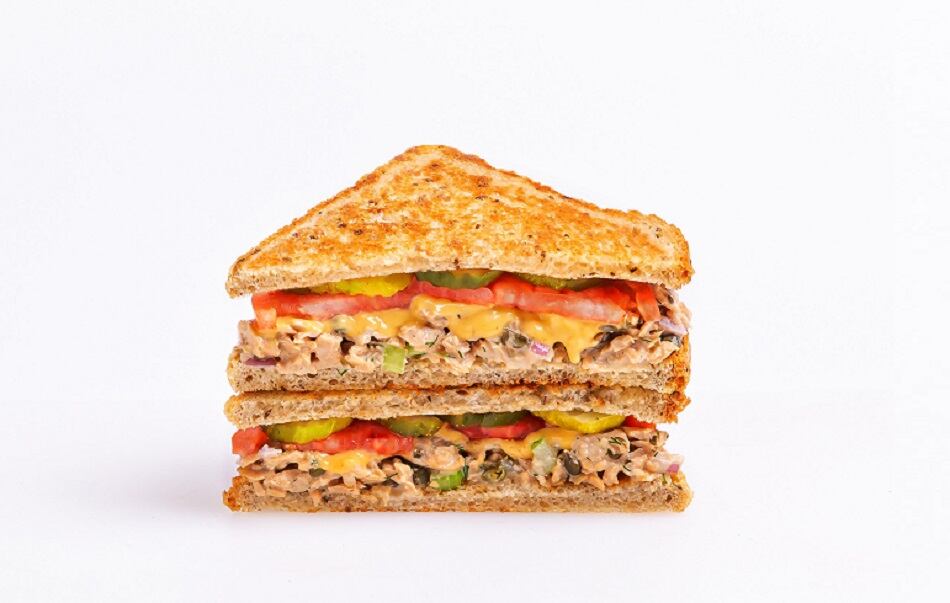 Good Catch plant-based tuna enters Veggie Grill locations