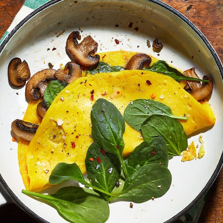 JE_Omelet-skillet-mushrooms-spinach-5972-SQ.jpg