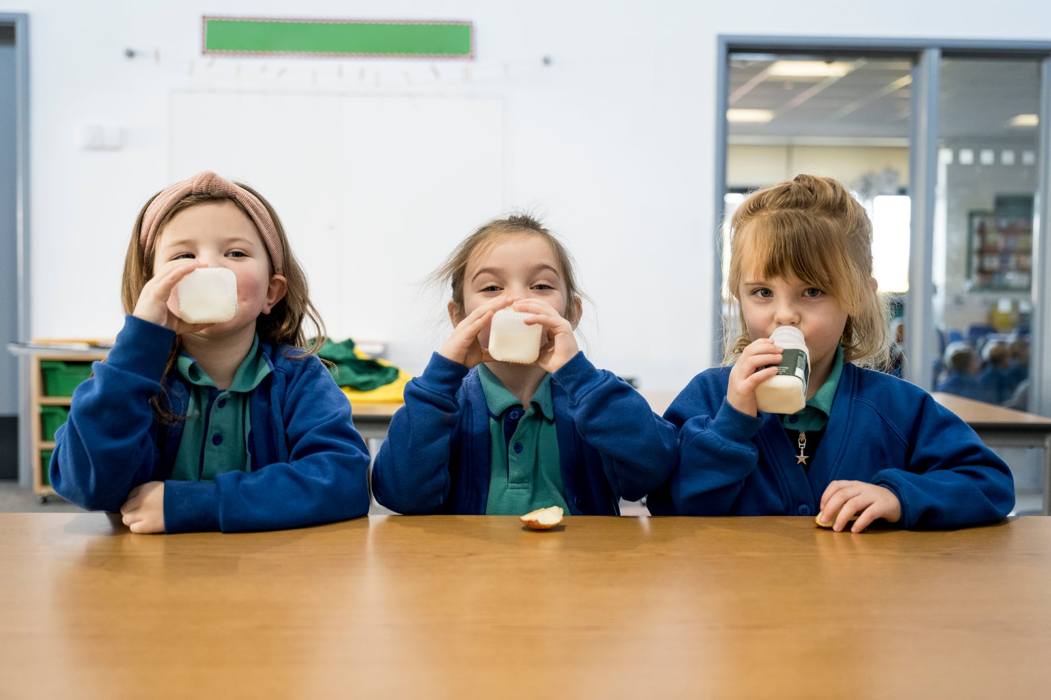 California’s AB 1264 would phase out ultra-processed foods from public school meals, reshaping lunch menus statewide