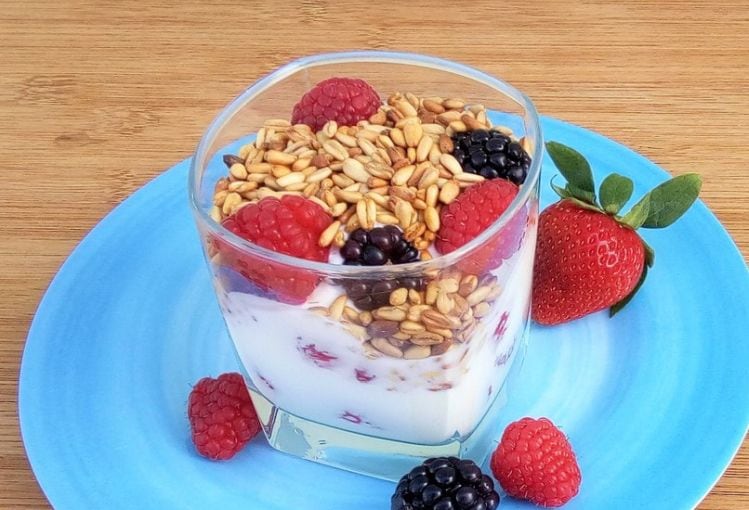 Pop-Oats-on-yogurt.jpg