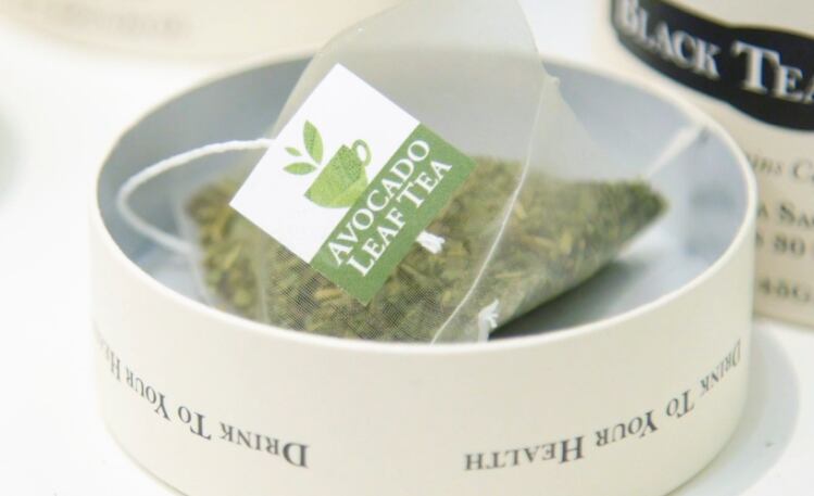 avocado-leaf-tea-bag.png