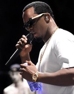 Sean Combs at iHeartRadio music festival-source-aquahydrate