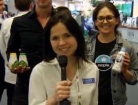 Elaine Watson plant waters video at Expo West