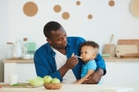 infant feeding-Gettyimages-SeventyFour