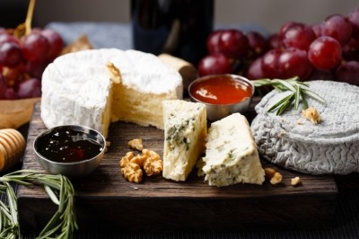 Consumers are demanding bold-flavored cheeses made from organic milk from grass-fed cows. 