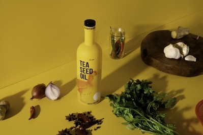 New (to the US) Yóu Yóu tea seed oil hits the market targeting 'die-hard cooking enthusiasts'